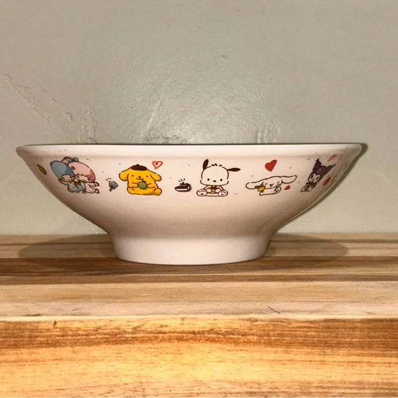 HELLO KITTY AND FRIENDS CERAMIC BOWL WITH CHOPSTICKS. MADE BY SANRIO. NWTS! - Picture 4 of 10